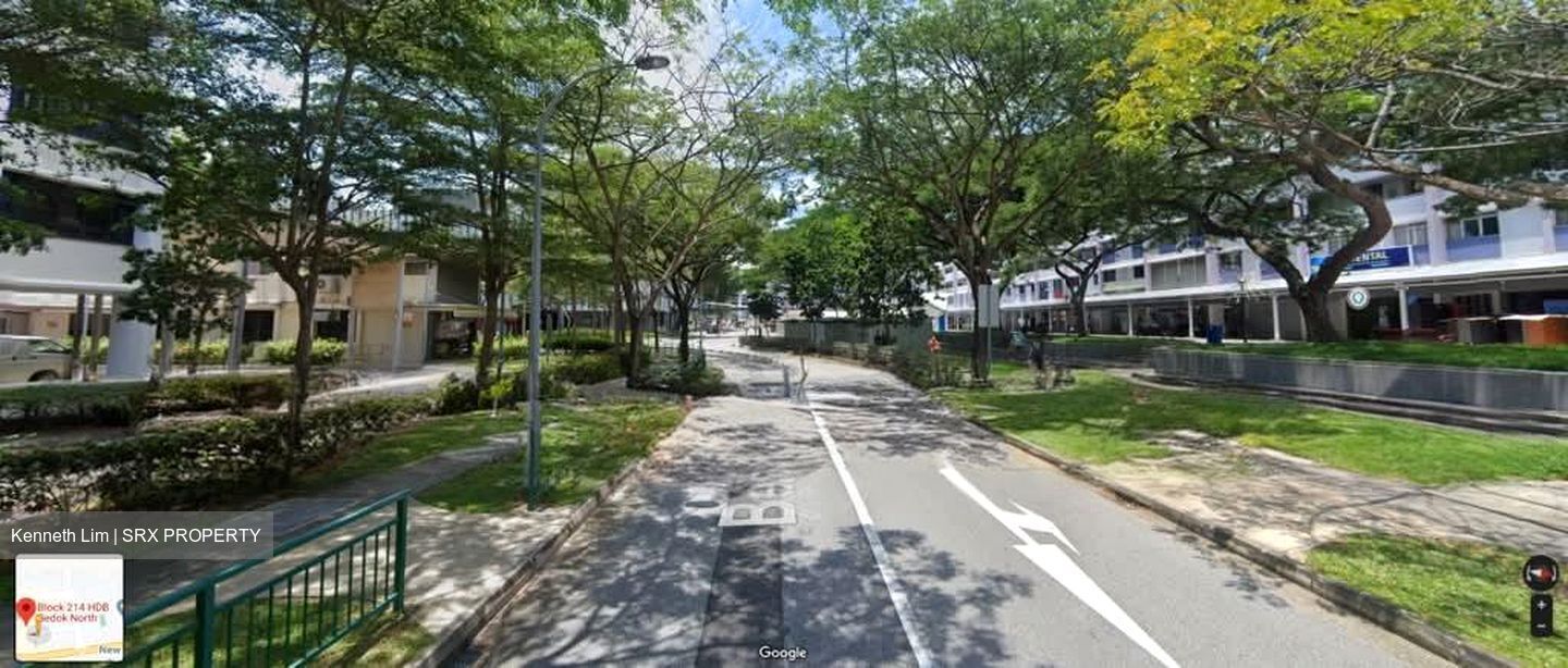 Bedok Town Centre (D16), Shop House #579083871